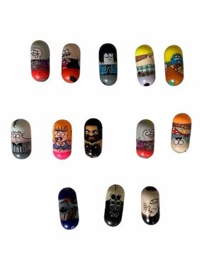 Mighty Beanz Lot of 13 Mixed Moose Toys Collectible Figures Kids Toy Set
